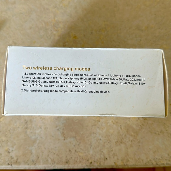 NWT Smart Sensor Car Wireless Charger - Picture 3 of 5